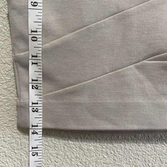 EXPRESS Beige Skirt - Picture 4 of 7